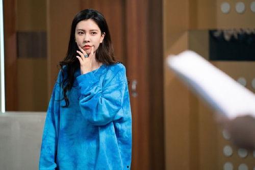 宋妍霏工作室最新爆料,最新动态曝光，精彩瞬间引关注